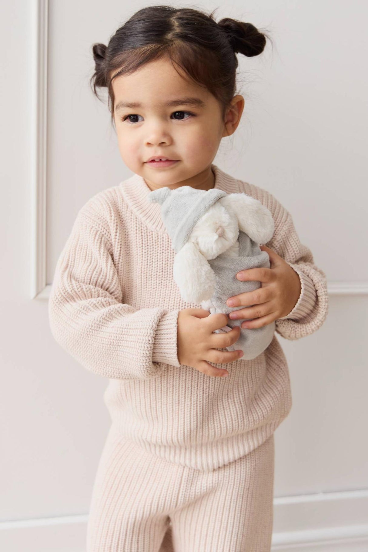 Snuggle Bunnies - Sleeping Penelope - Willow 20cm