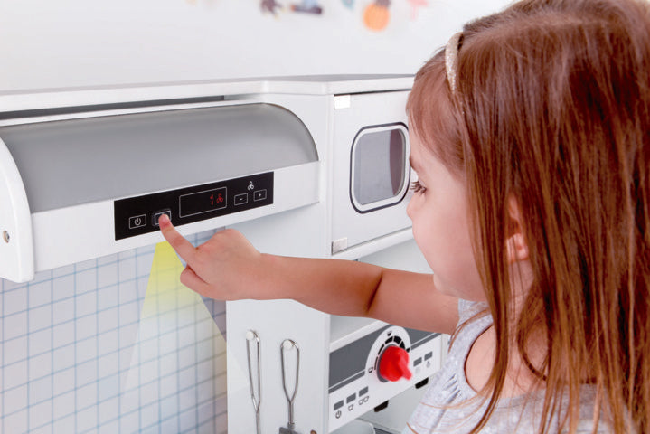 Hape: All-in-1 Kitchen
