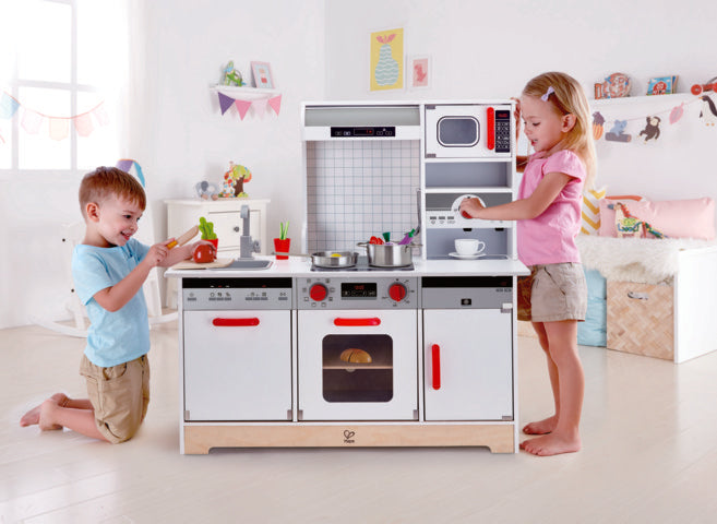 Hape: All-in-1 Kitchen