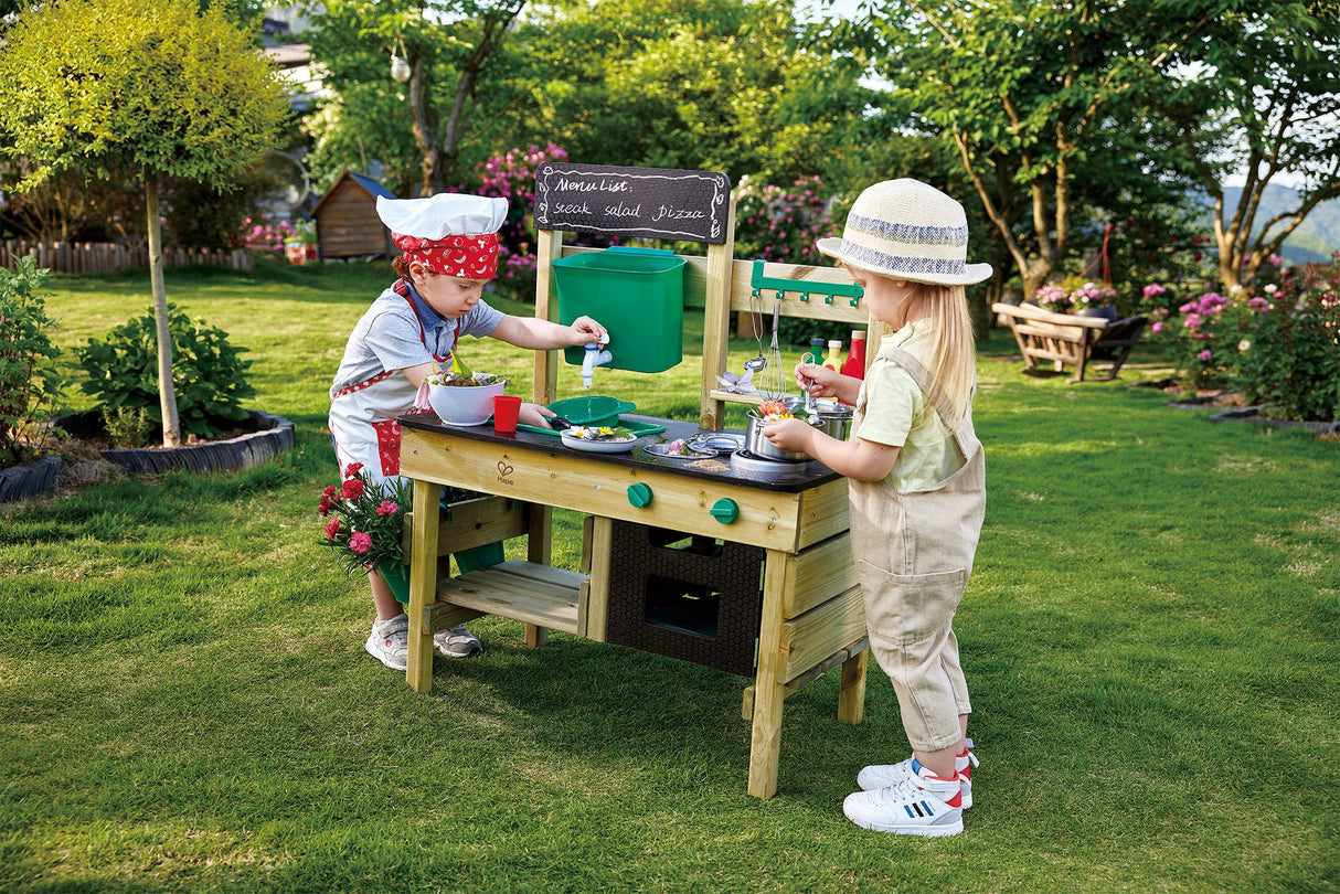 Hape: Outdoor Kitchen