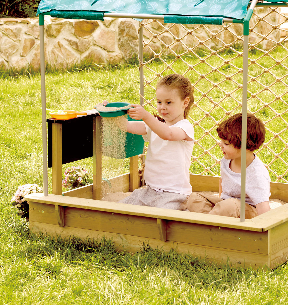 Hape: Sandbox Cabana Kit