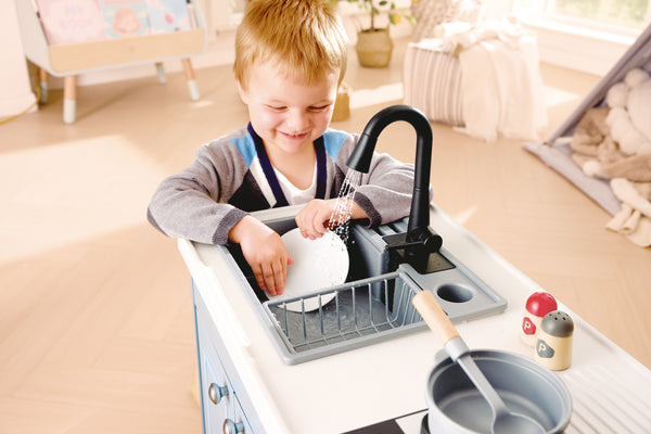 Hape: Deluxe Kitchen with Running Water