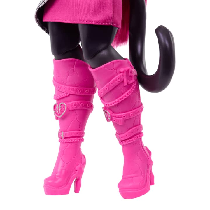 Monster High Fashion Doll: Catty Noir