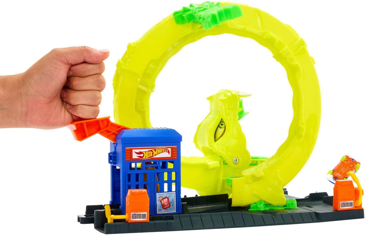 Hot Wheels: Snake Spiral Attack