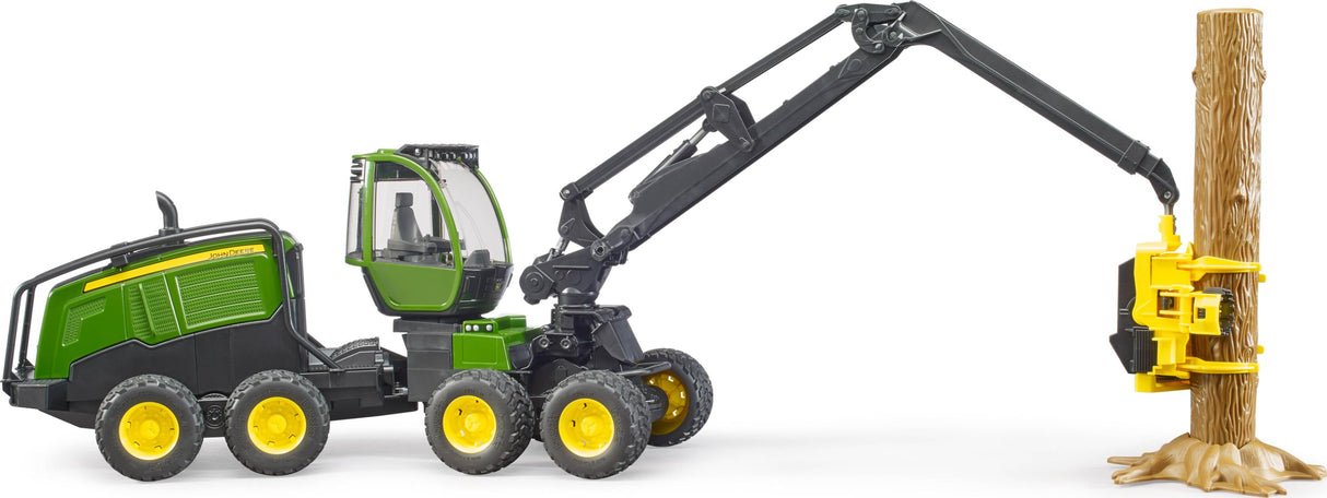 Bruder: John Deere 1270G Harvester & Tree Trunk