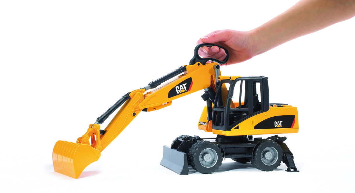 Bruder: CAT Wheel Excavator