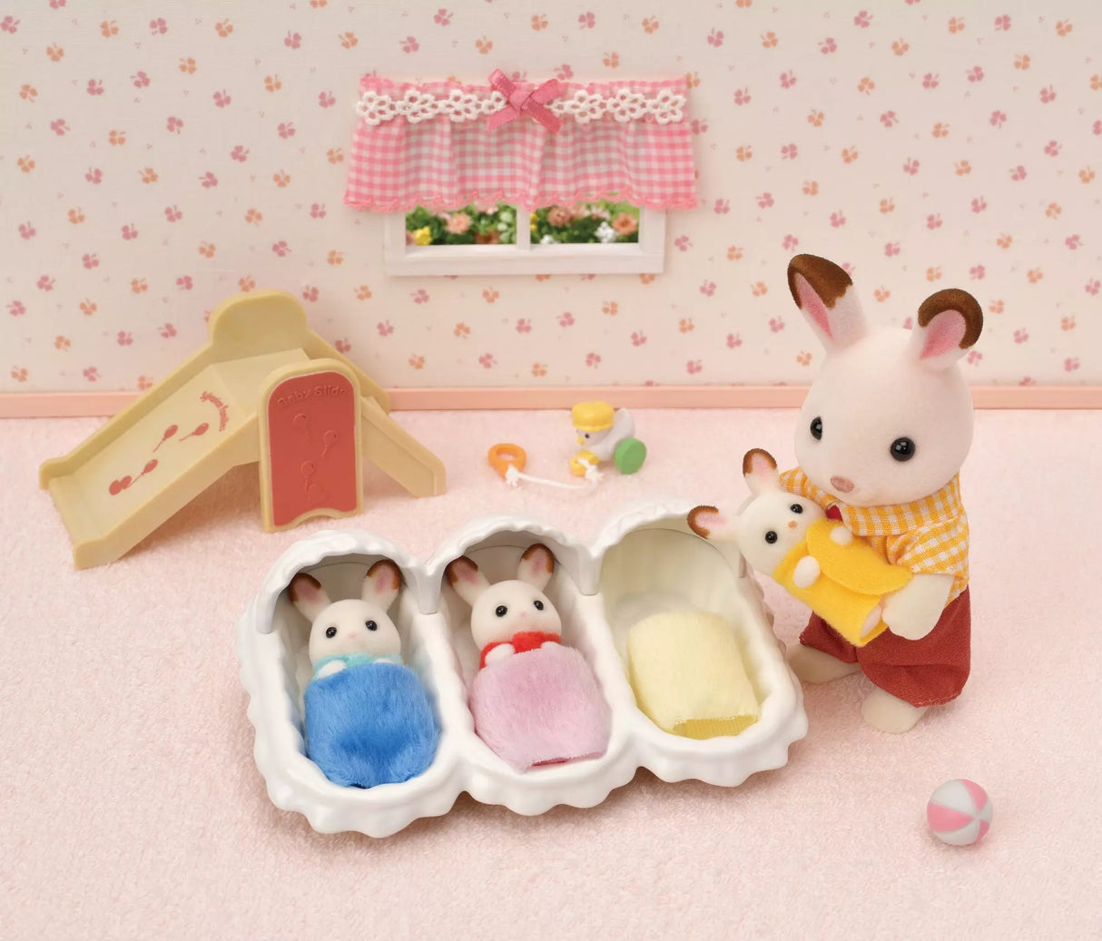 Sylvanian Families Triplets Care Set