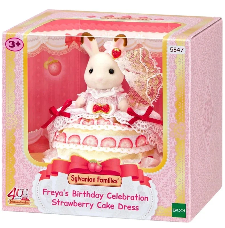 Sylvanian Families: Freya's Birthday Celebration Strawberry Cake Decoration
