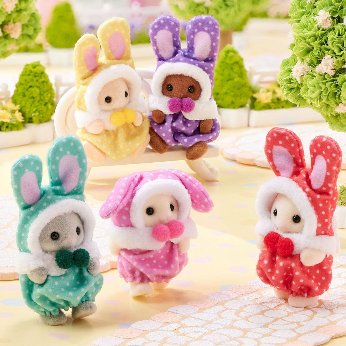 Sylvanian Families: Cutie Collectibles Colourful Bunny Costume Babies - Blind Bag