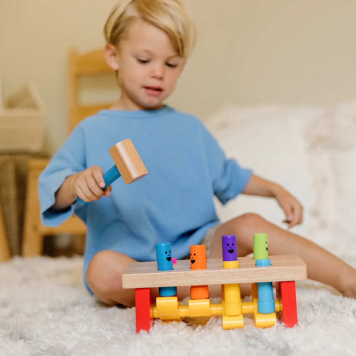 Melissa & Doug: Deluxe Pound-a-Peg