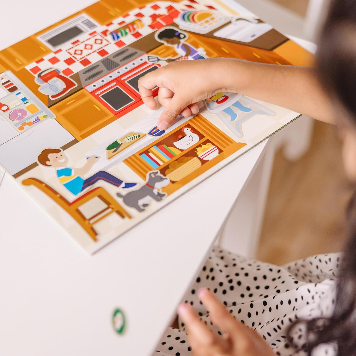 Melissa & Doug: Reusable Sticker Pad - Play House