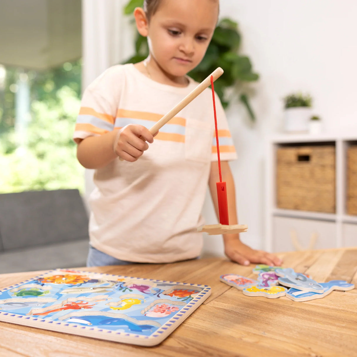 Melissa & Doug: Magnetic Fishing Game