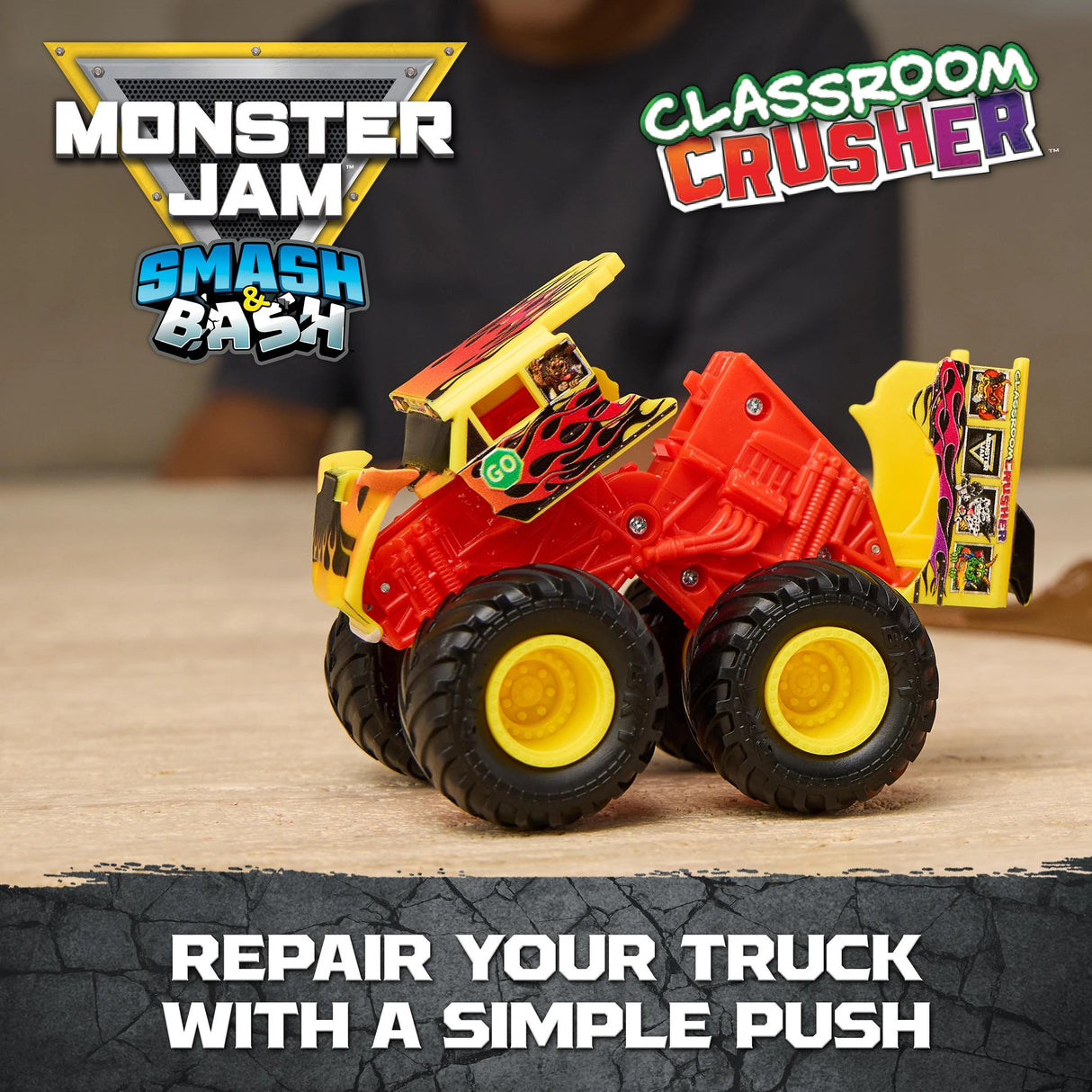 Monster Jam Smash & Bash 1:64 Scale - Classroom Crushers & Crash Course Playset