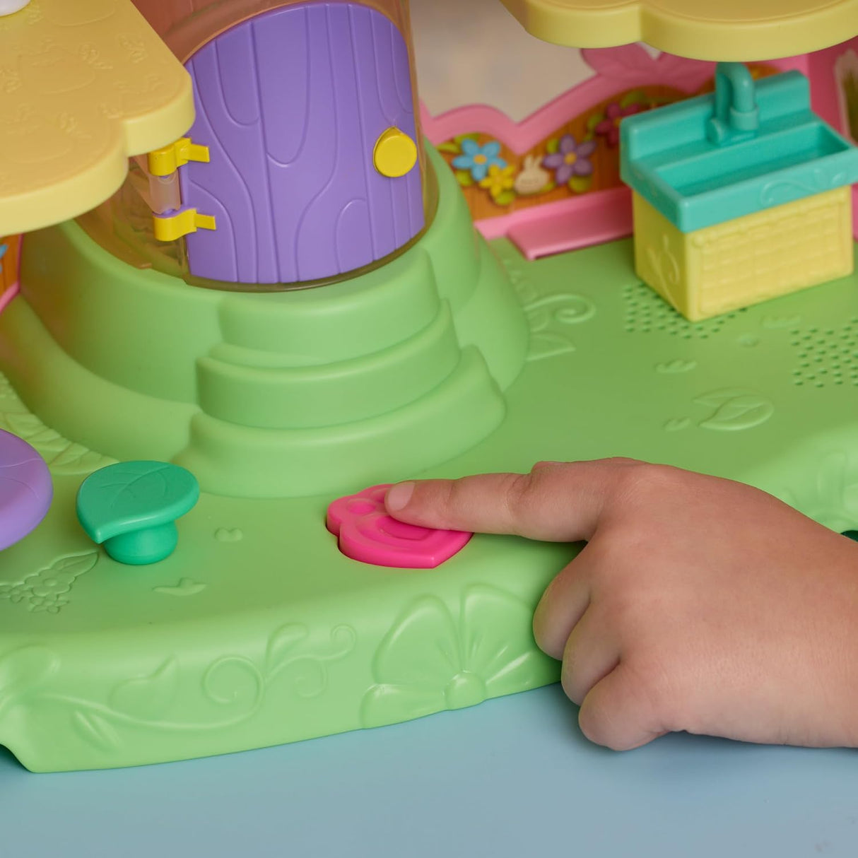 Gabby's Dollhouse: Fairylandia Flutter Magic Fairy Playset