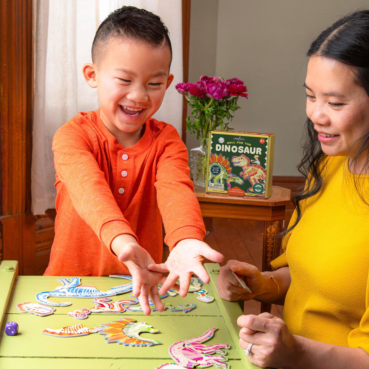 eeBoo: Roll for the Whole Dice Game - Dinosaur
