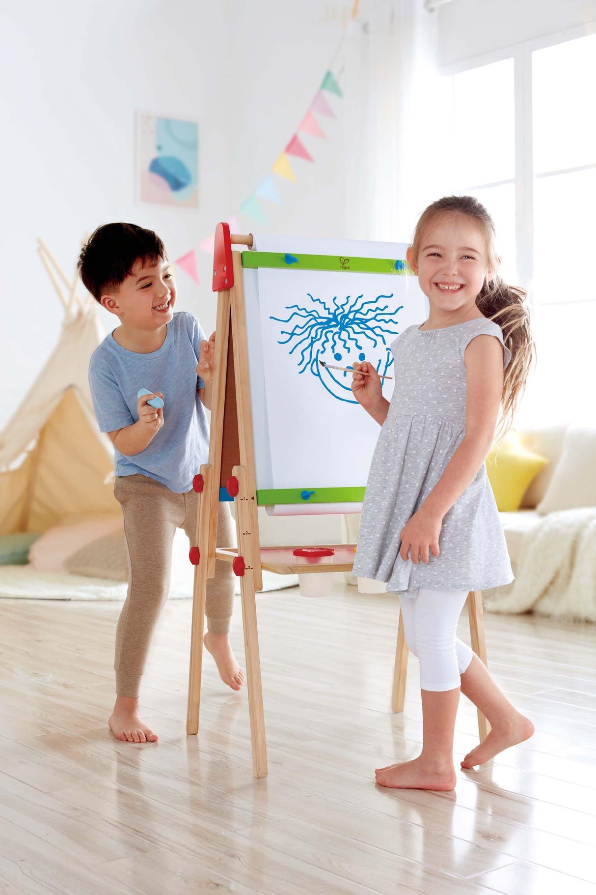 Hape: Art Paper Roll