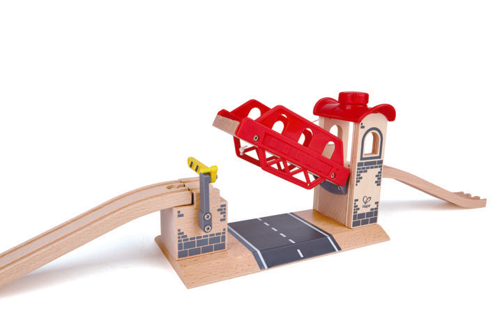 Hape: Lifting Bridge