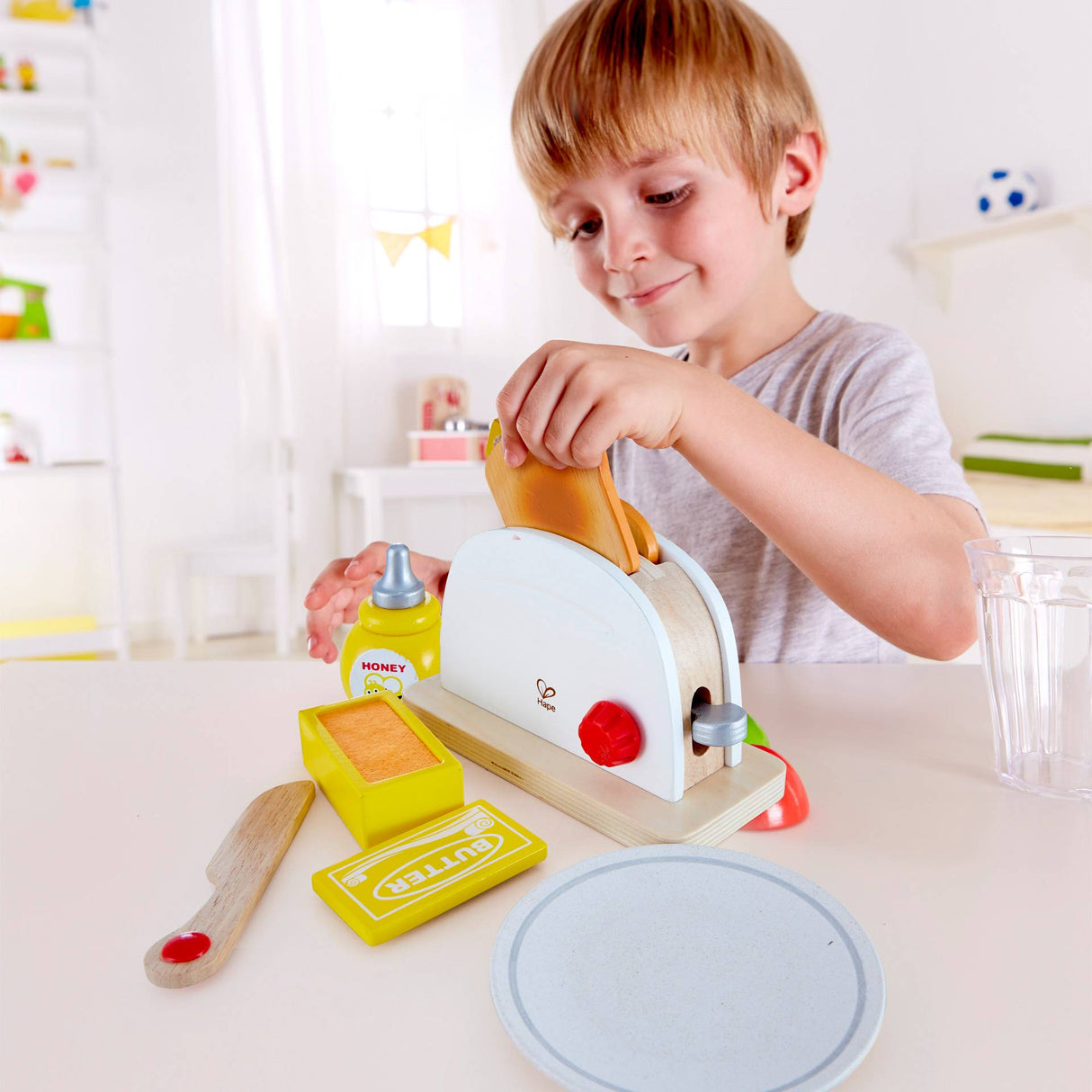 Hape: Pop-Up Toaster Set
