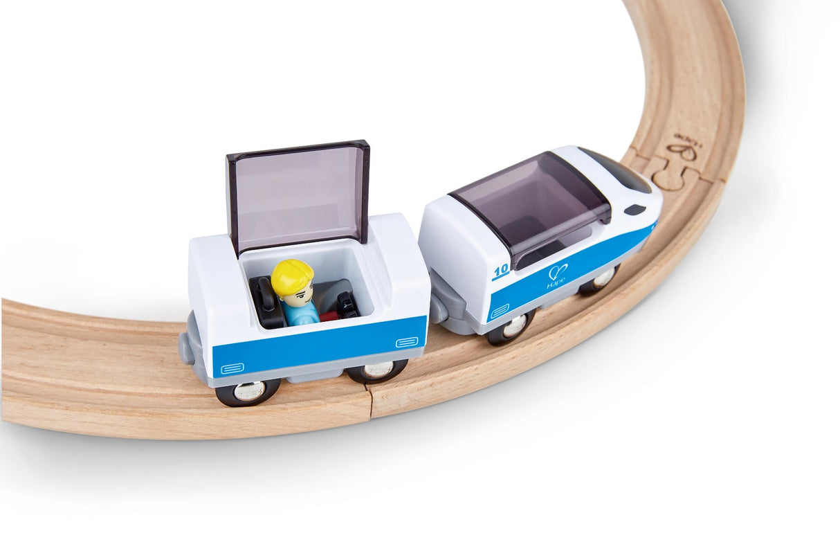 Hape: Passenger Train Figure of 8 Safety Set