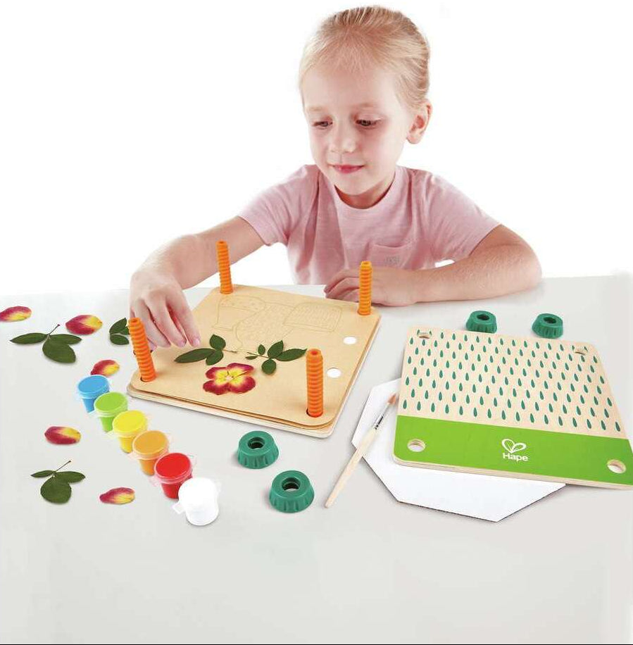 Hape: Flower Press Art DIY Kit