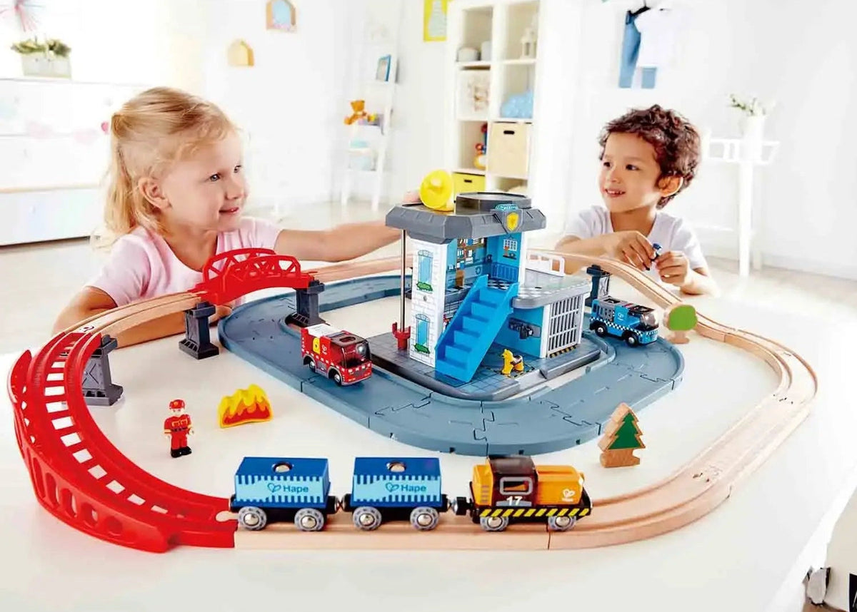 Hape: Emergency Services HQ