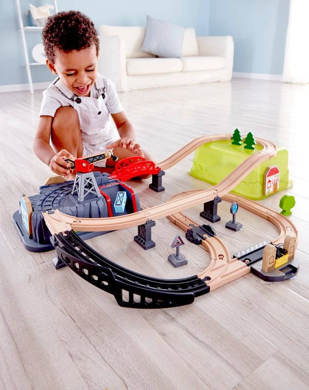Hape: Railway Bucket-Builder-Set