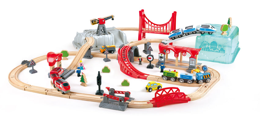 Hape: City Train Bucket Set