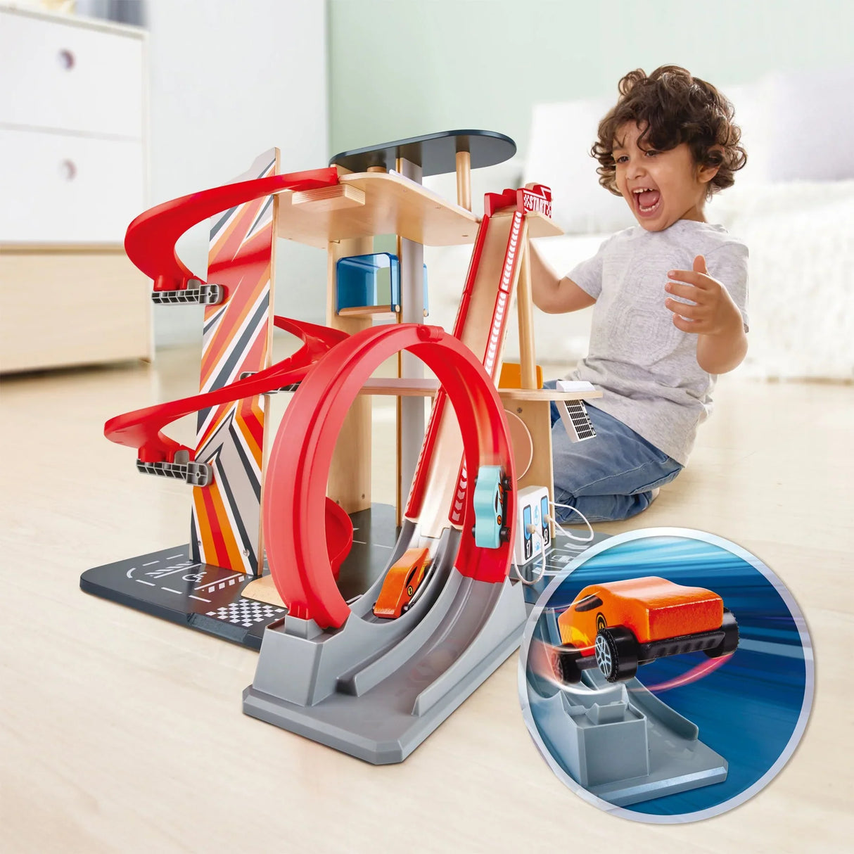 Hape: Gearhead Stunt Garage