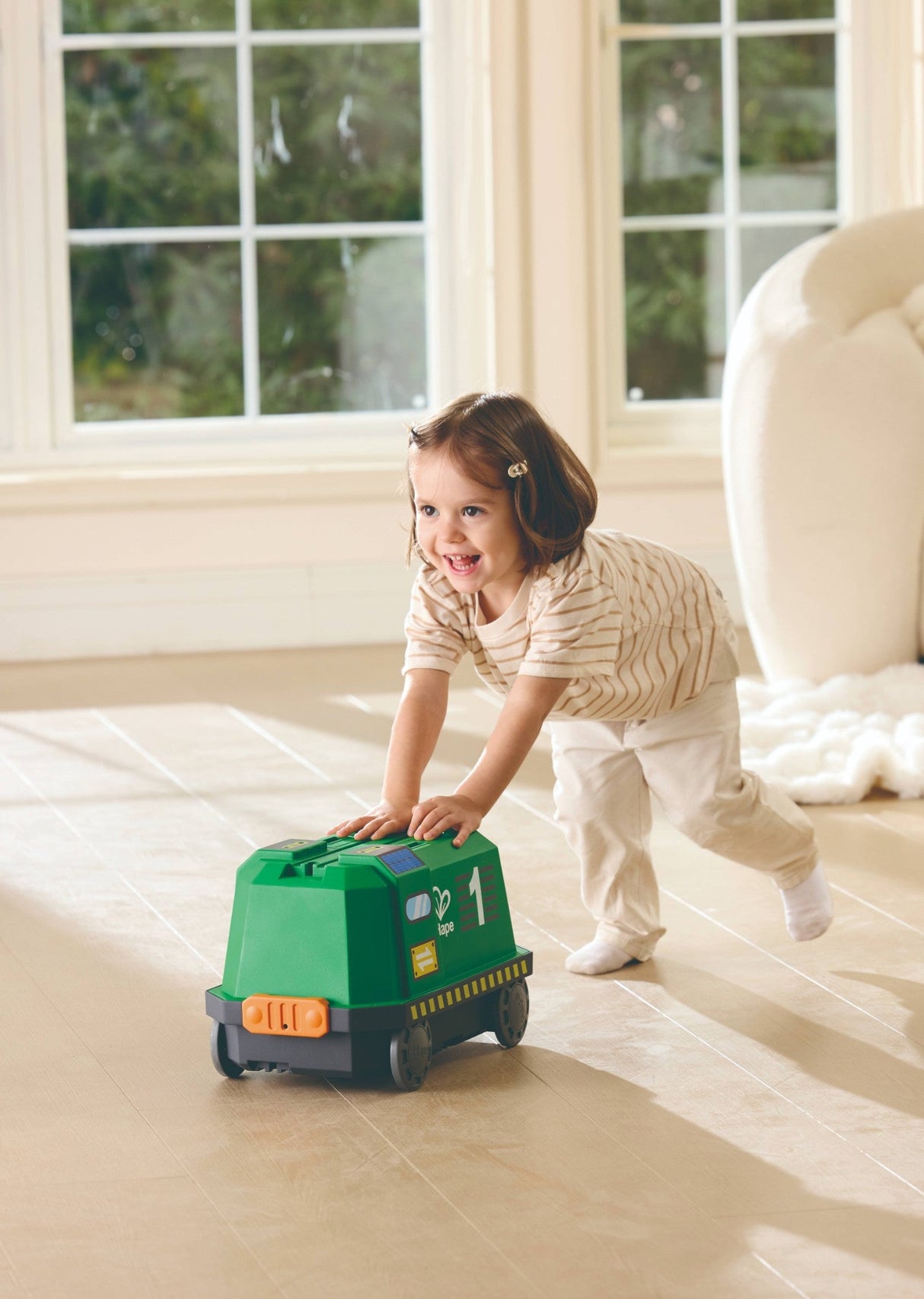 Hape: Train Bucket Set