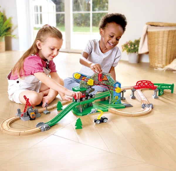 Hape: Treasure Mountain Train Set
