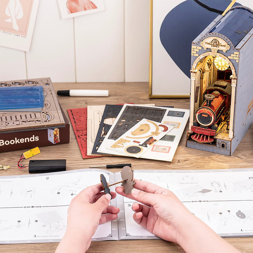 Rolife Time Travel Book Nook DIY Miniature Puzzle - (TGB04)