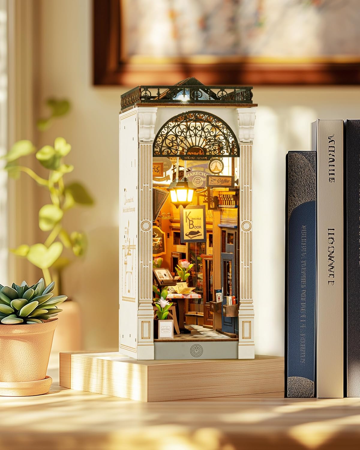 Rolife: Arcade Dating Book Nook DIY Miniature Puzzle