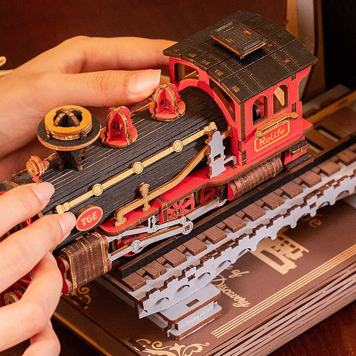 Rolife: Century Train Book Nook DIY Miniature Puzzle
