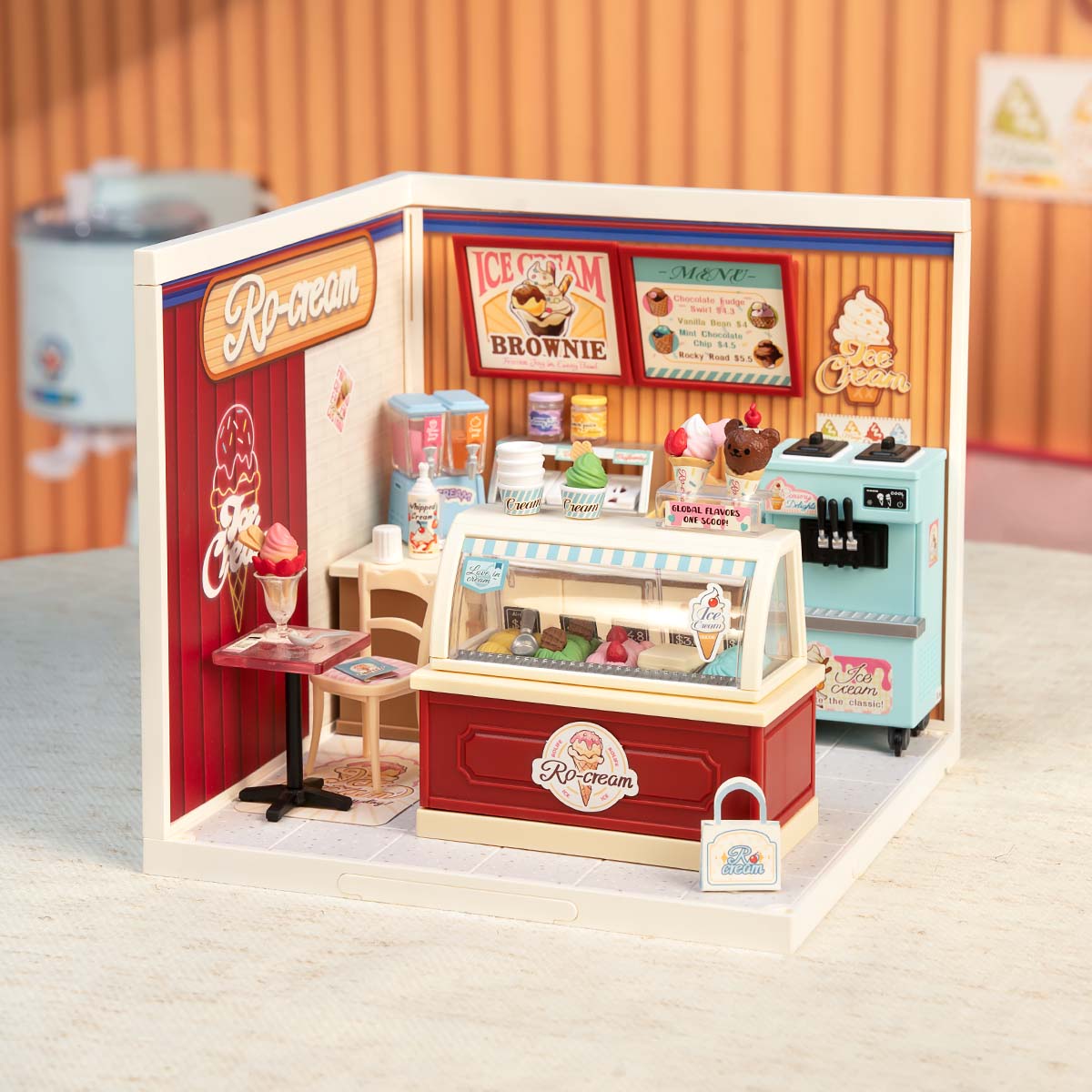 Rolife: Flavorful Ice Cream - Super Store Plastic DIY Miniature Puzzle