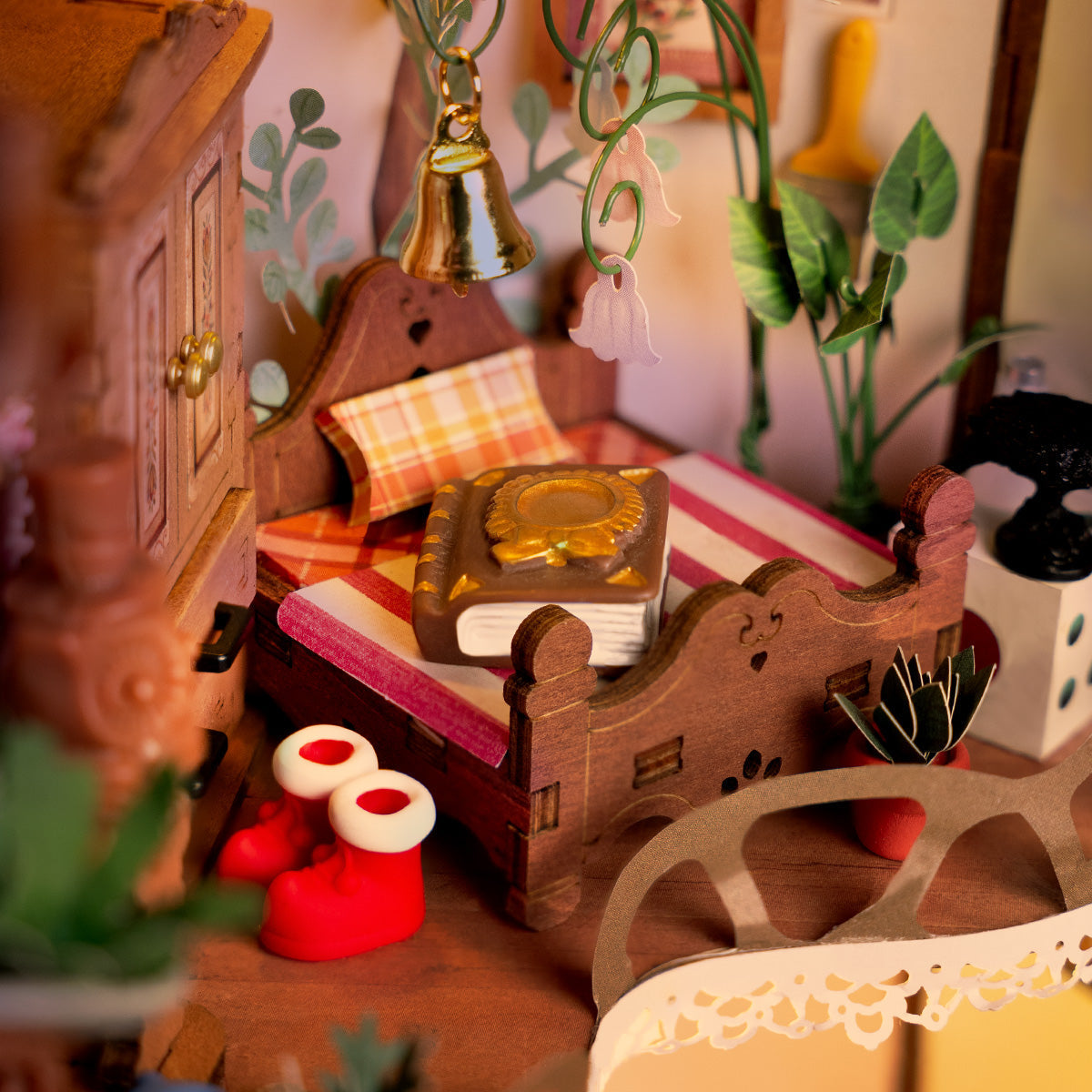 Rolife Fairytale Tree House DIY Miniture Puzzle - (DG179)
