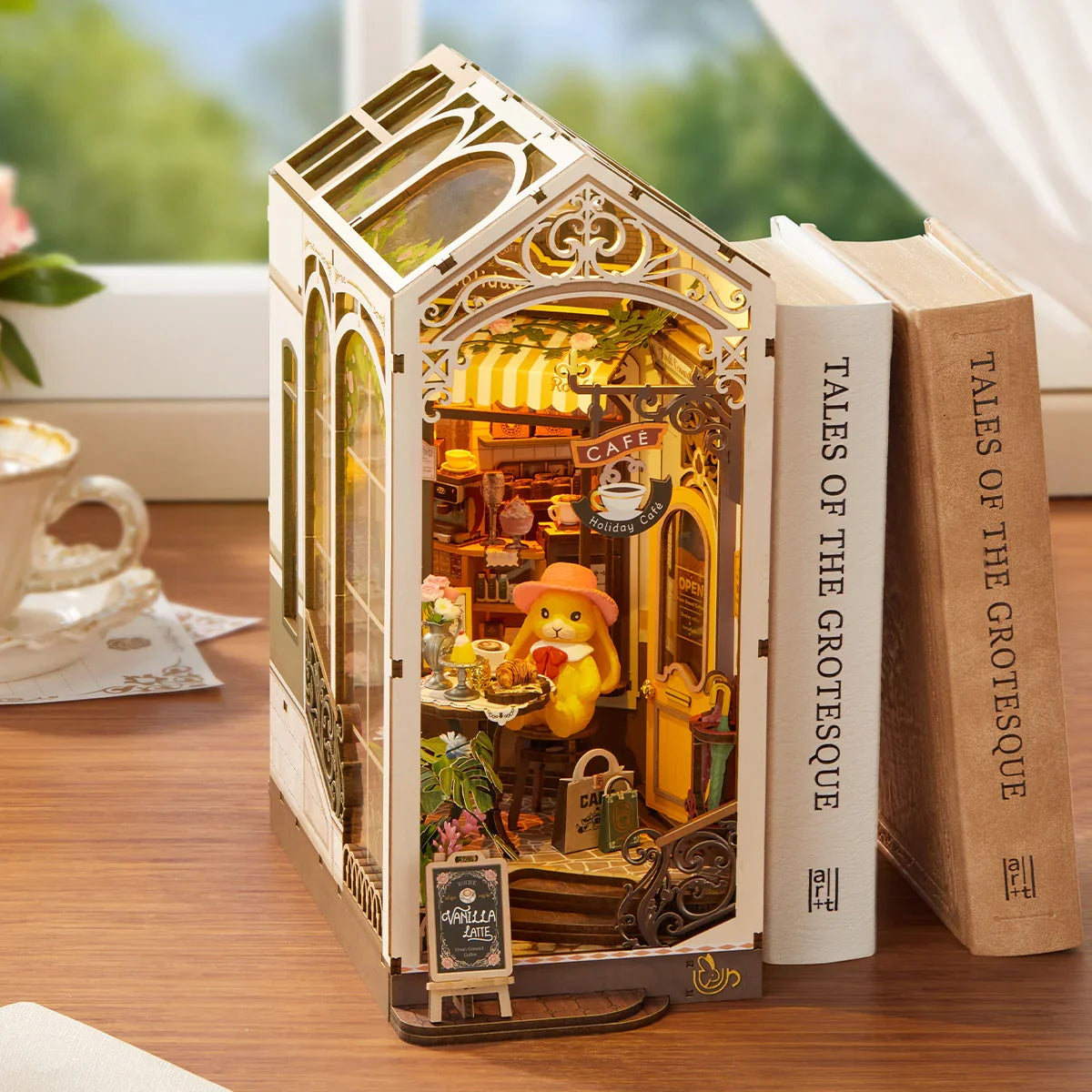 Rolife Holiday Café DIY Miniture Book Nook Puzzle - (TGB15)