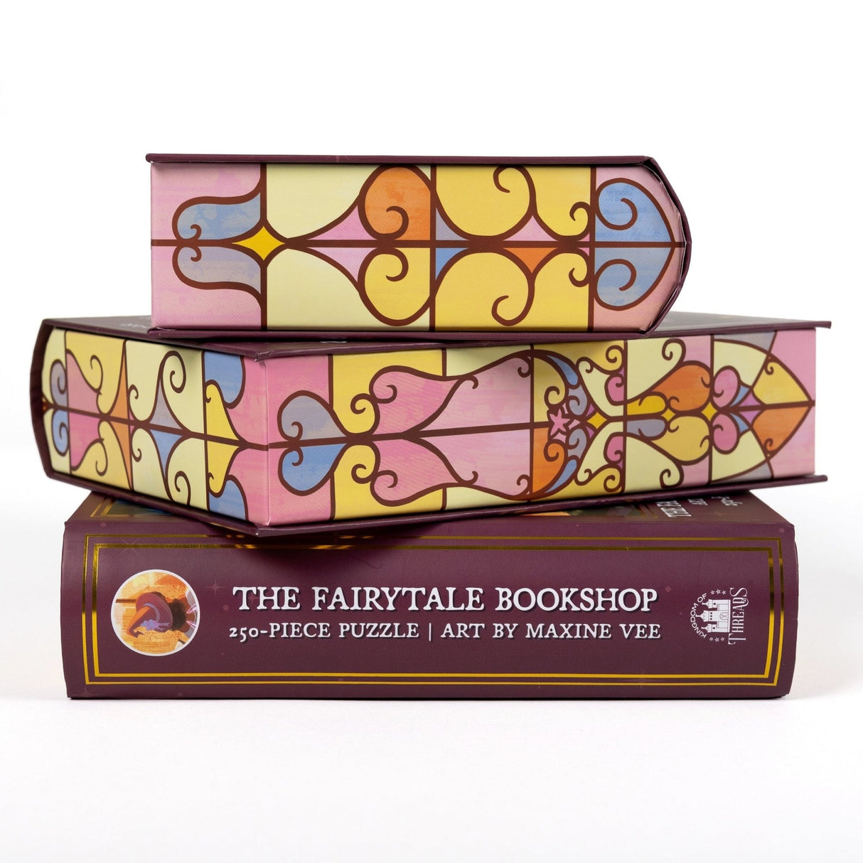 Kingdom of Threads: The Fairytale Bookshop Keepsake Puzzle - 250 Pieces
