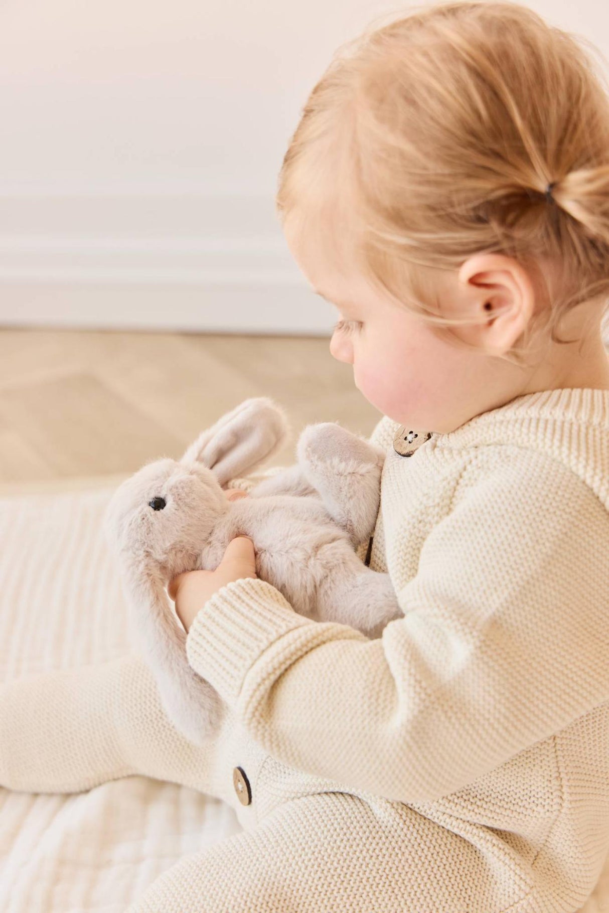 Snuggle Bunnies - Little Penelope - Beige 15cm