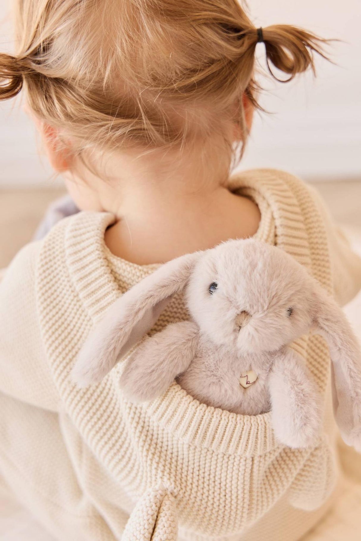 Snuggle Bunnies - Little Penelope - Beige 15cm