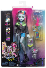 Monster High Fashion Doll: Frankie Stein
