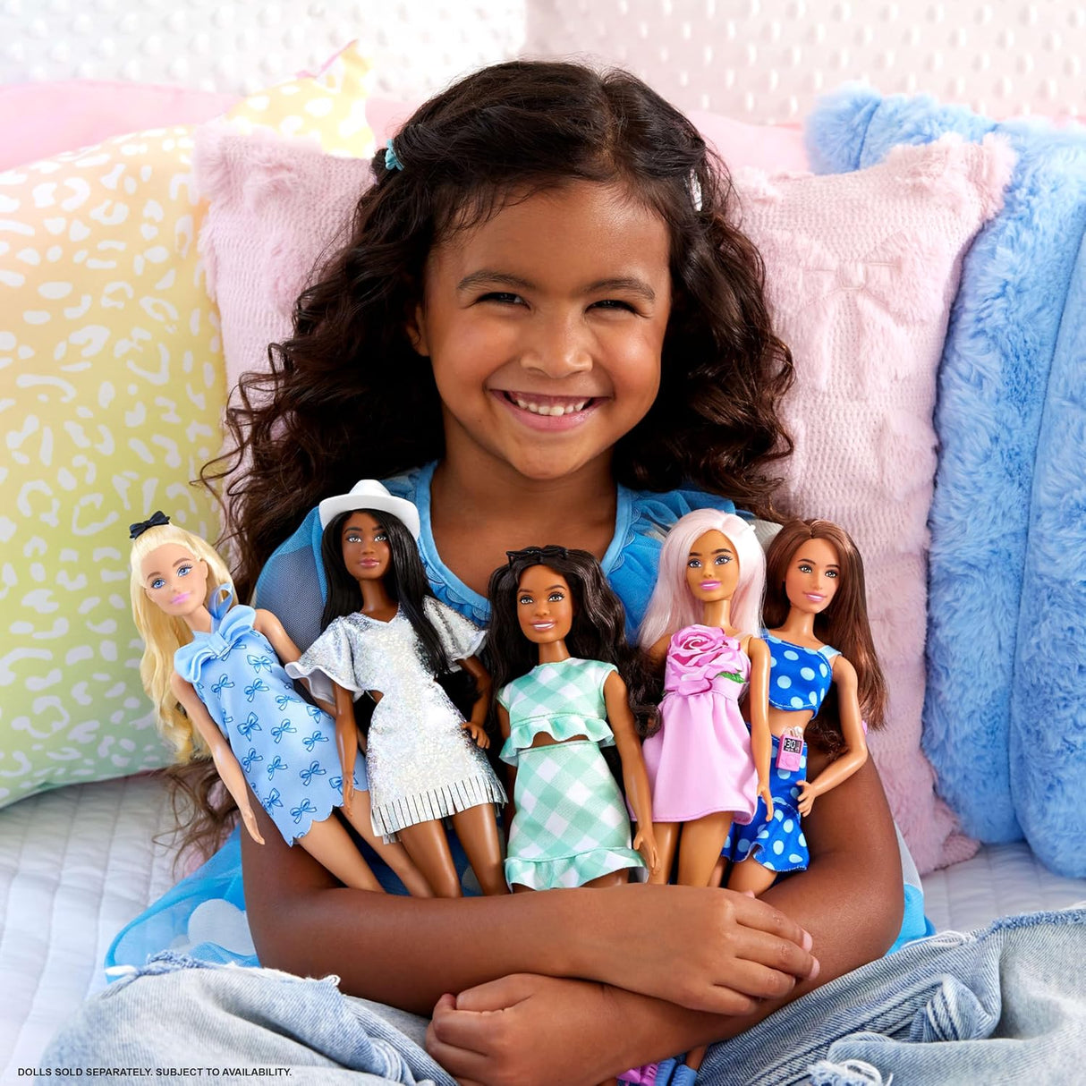 Barbie: Fashionista Doll - Blue Bow Halter Dress