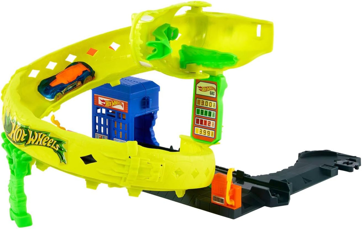 Hot Wheels: Snake Spiral Attack
