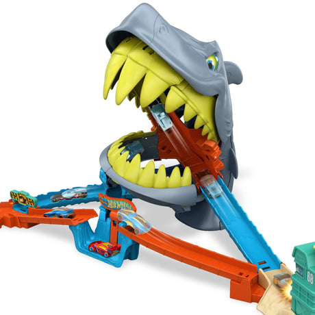 Hot Wheels: Shark Chomp Beach