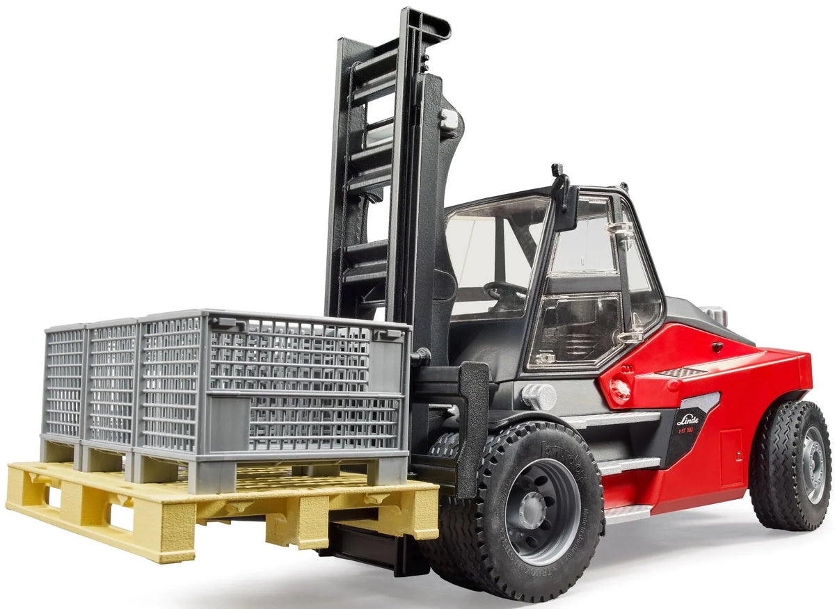 Bruder: Linde HT160 Fork Lift with Pallet & Pallet Cages