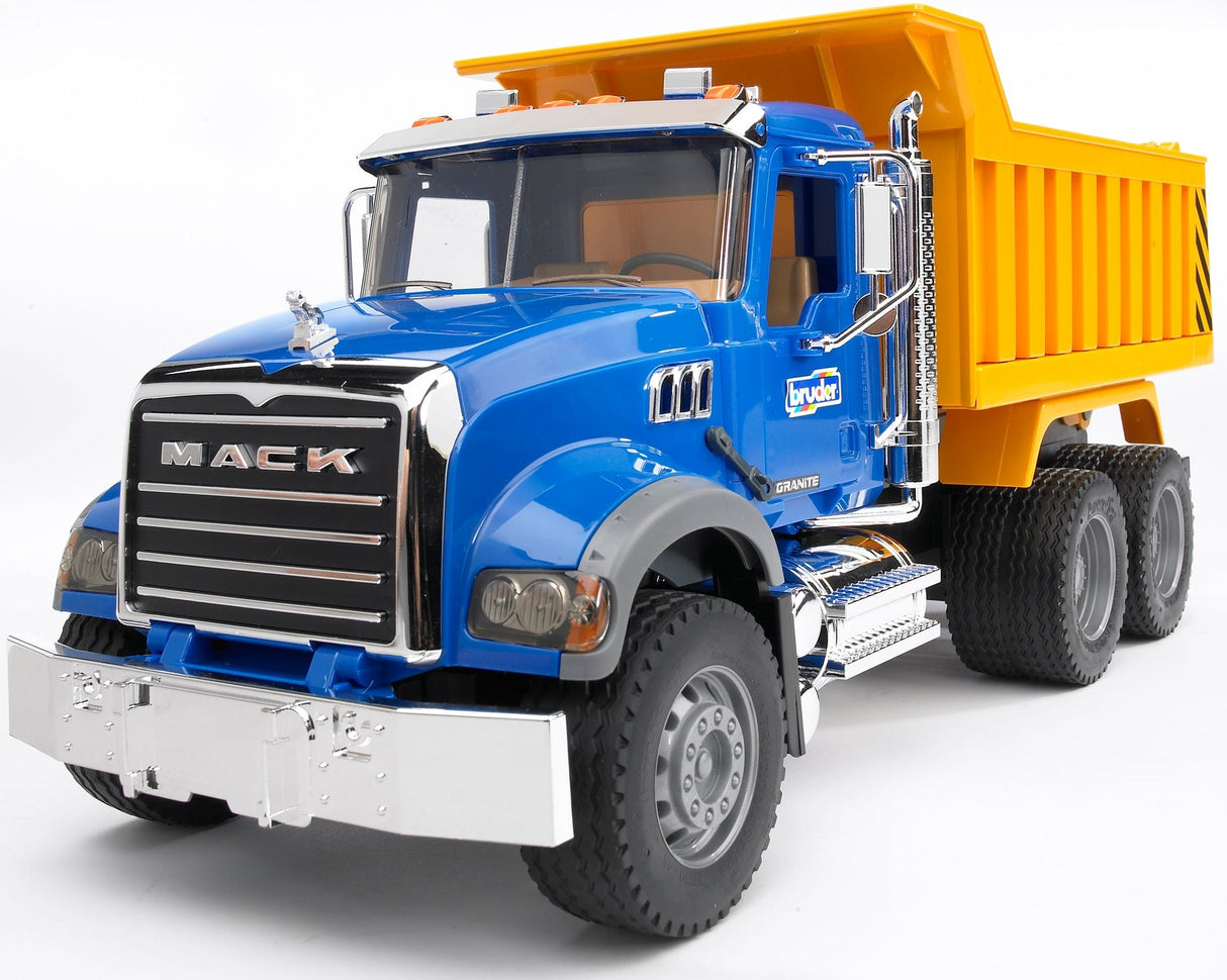 Bruder: MACK Granite Tip Truck