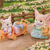 Sylvanian Families Sunny Picnic Set Fennex Fox Sister & Baby