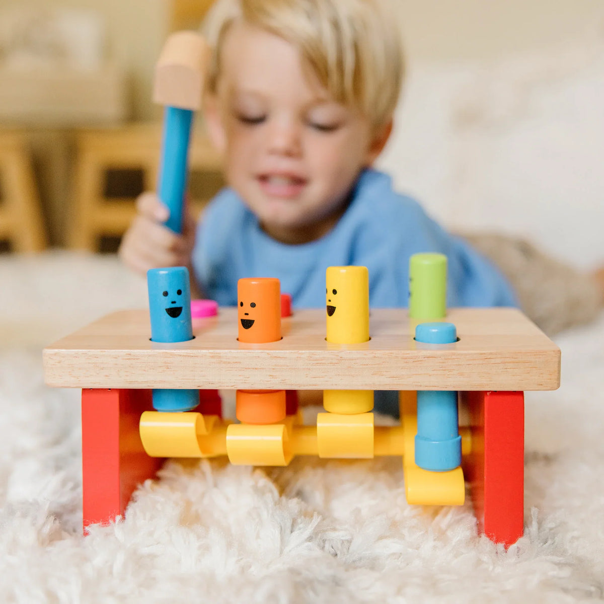 Melissa & Doug: Deluxe Pound-a-Peg