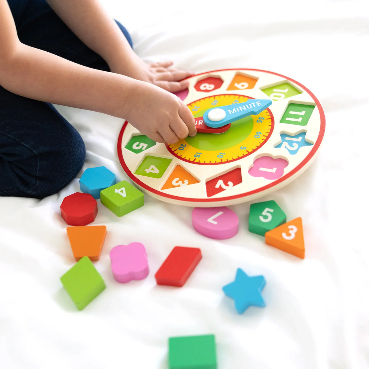 Melissa & Doug: Wooden Shape Sorting Clock