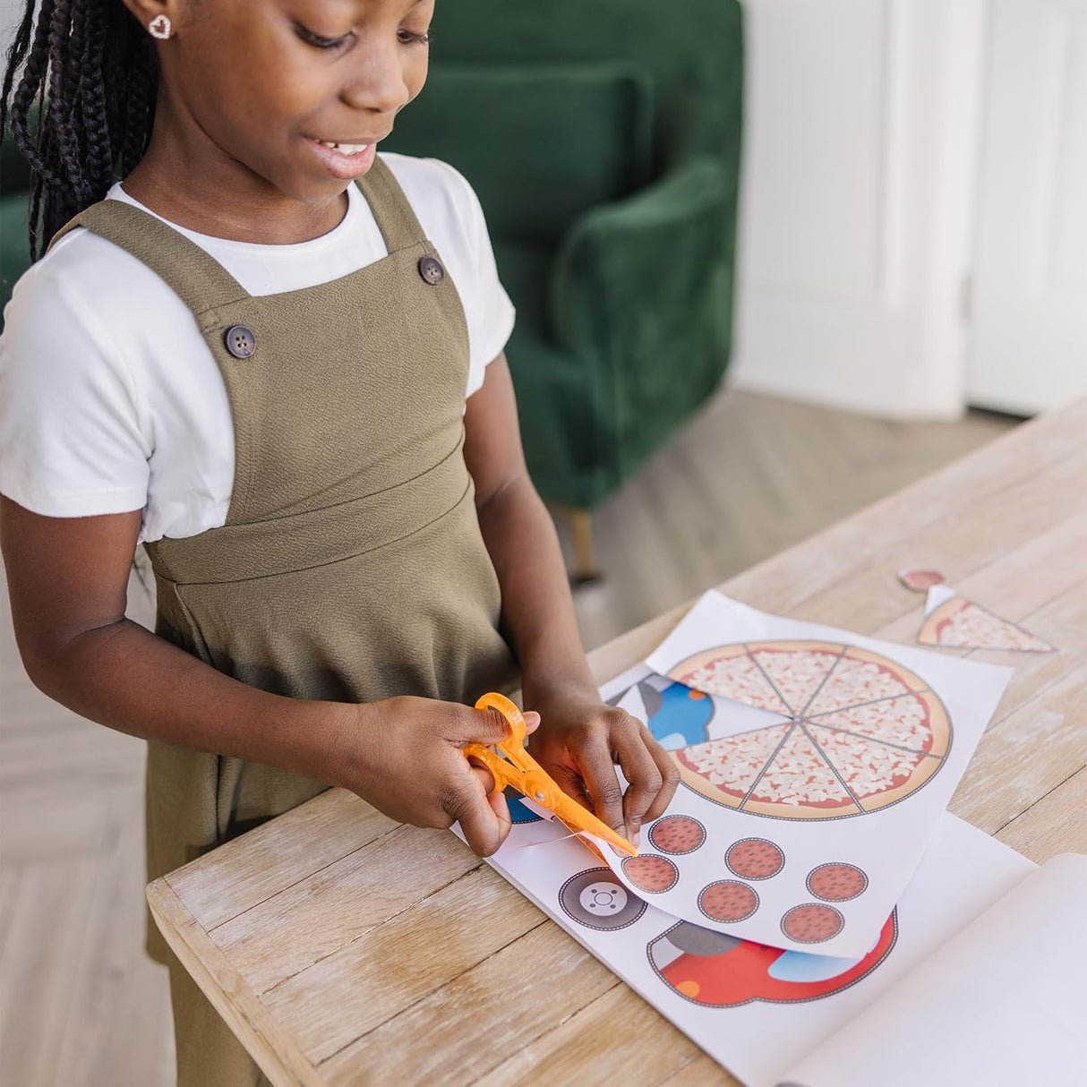 Melissa & Doug: Scissor Skills Activity Pad