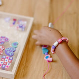 Melissa & Doug: Sweet Hearts Bead Set